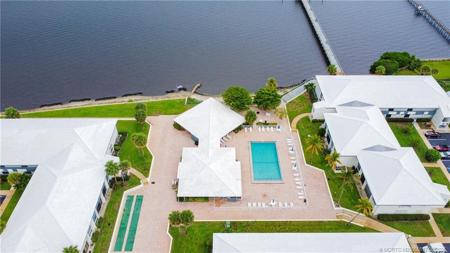 175 SE Saint Lucie Boulevard