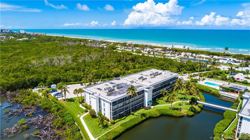 Image 2: Located on the intracoastal, with the Atlantic Oce