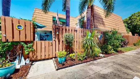 6121 SE Riverboat Drive SE