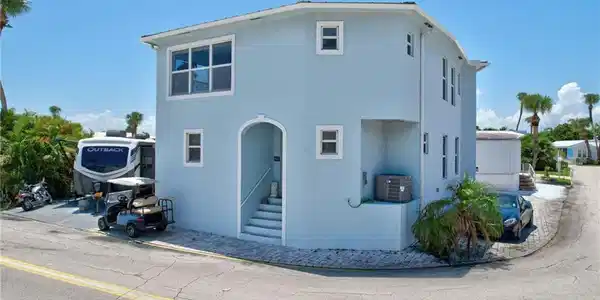 10725 S Ocean Drive