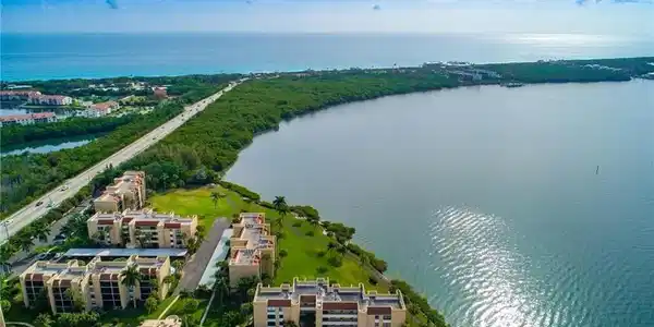 3432 NE Causeway Boulevard