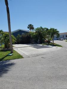 826 Nettles Boulevard