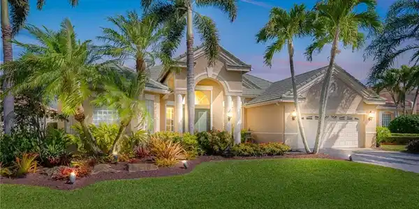 2019 SE Oxton Drive