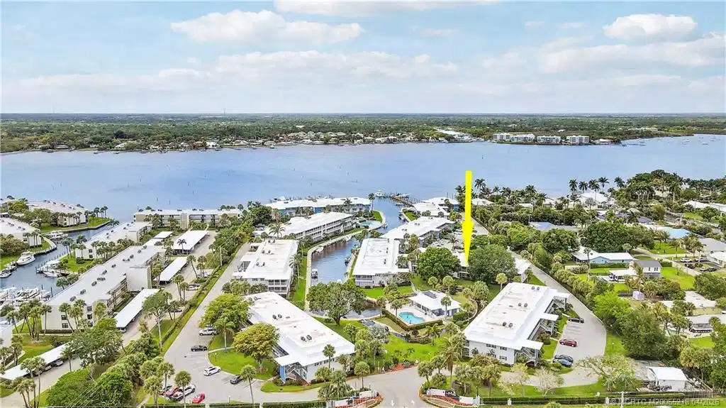 Image 1: The Windjammer Condo complex sits smack on the Sou