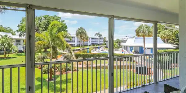 1852 SW Palm City Road