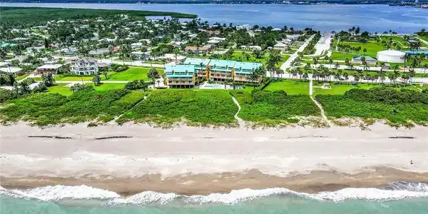 1550 S Ocean Drive