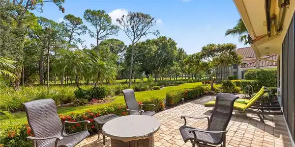 Image 2: Outdoor Patio