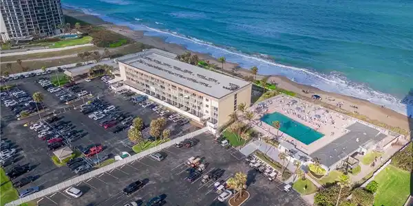 9800 S Ocean Drive