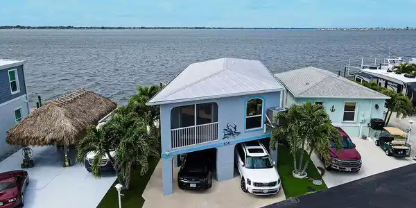 10701 S Ocean Drive
