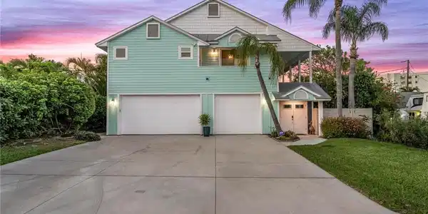 3463 Canal Court