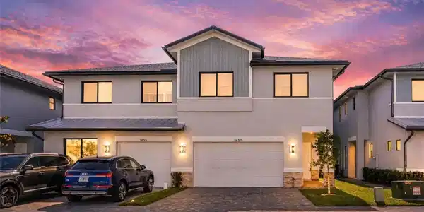 3657 SW Magnolia Ridge Lane