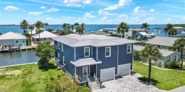 10751 S Ocean Drive