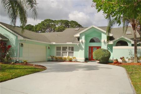 2209 SW Oak Ridge Road