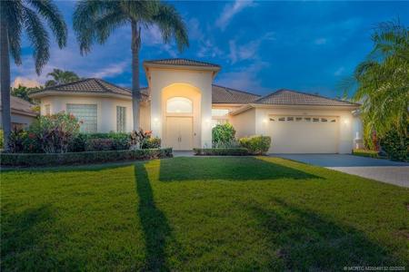 2016 SE Oxton Drive