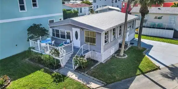 10725 S Ocean Drive