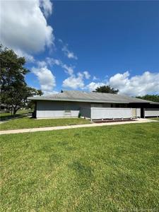 4055 NW Cinnamon Tree Circle
