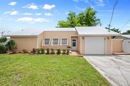 1469 SW Covered Bridge Drive