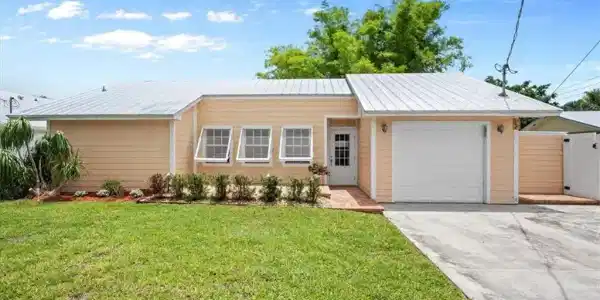 1469 SW Covered Bridge Drive