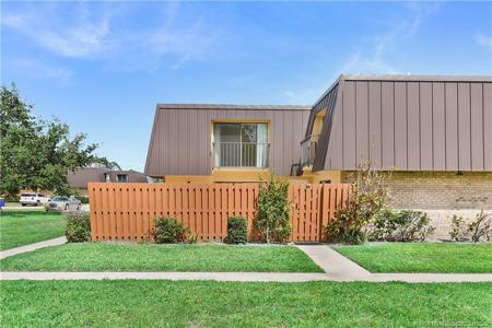 5793 SE Windsong Lane