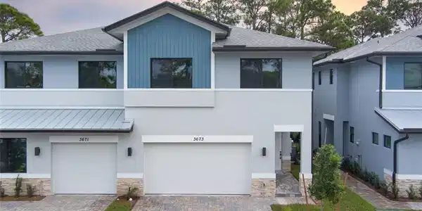 3673 SW Magnolia Ridge Lane