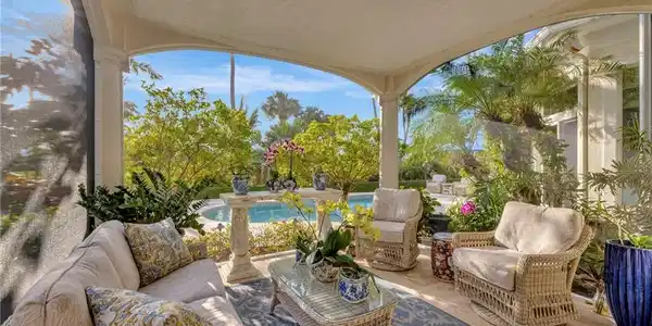 Image 2: Relax poolside with a good book surrounded by magi
