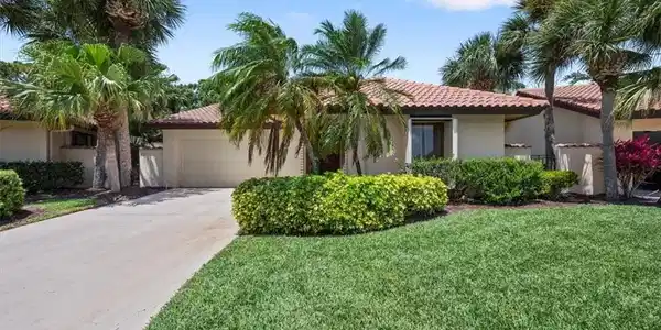 2510 SW Bobalink Court