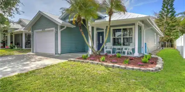 896 SW 34th Terrace