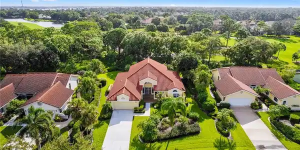 1602 NW Sweet Bay Circle