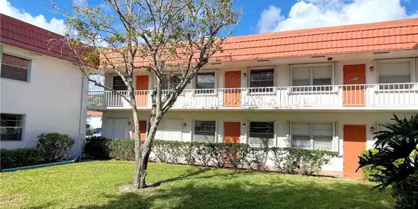 2600 SE Ocean Boulevard