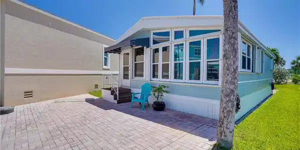 10725 S Ocean Drive