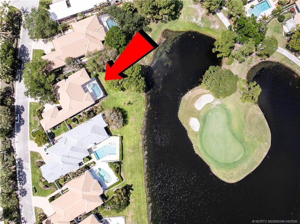 Image 4: Signature hole #14