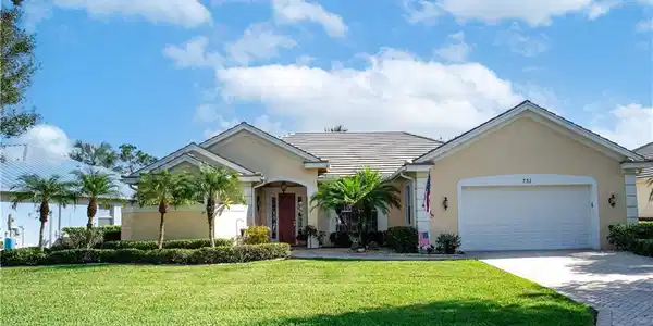 731 SW Whisper Ridge Trail