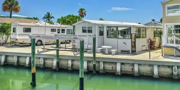 10701 S Ocean Drive