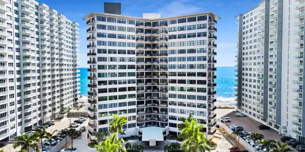 3800 Galt Ocean Drive