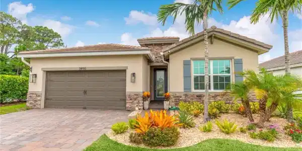 3490 SW Blackberry Lane