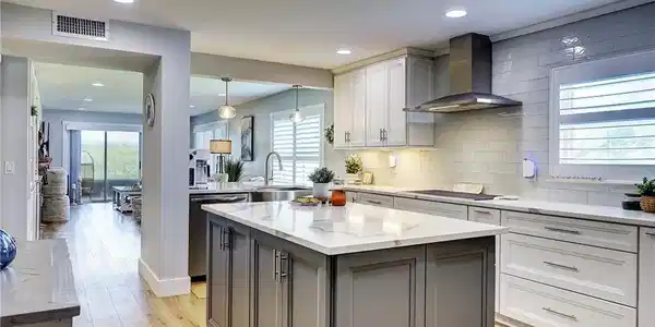 Image 4: Kitchen Island toward living room