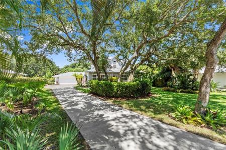 3641 SE Silver Court