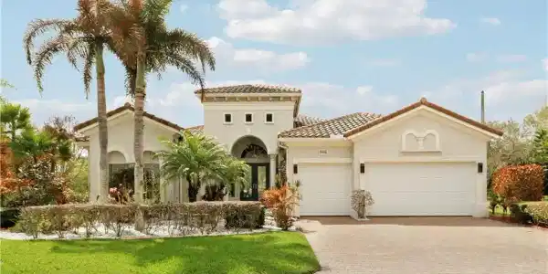 5628 SW Gray Fox Drive
