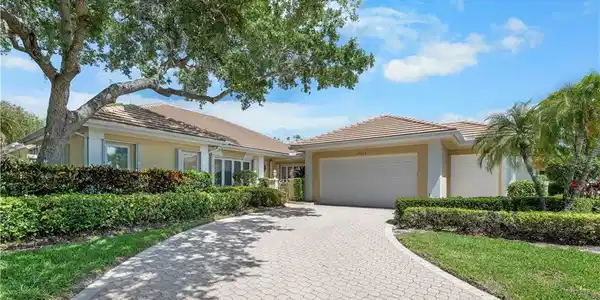2264 SW Longwood Drive