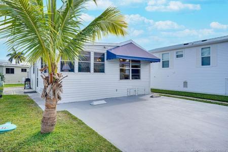 336 Nettles Boulevard