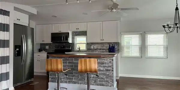 443 Nettles Boulevard