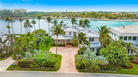 81 Lighthouse Drive