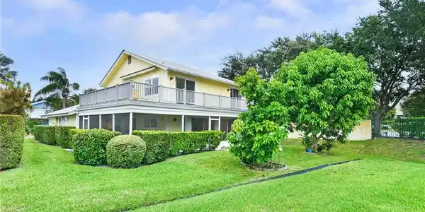 3306 NE Catamaran Terrace