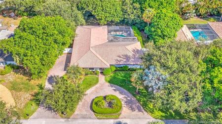 6 Copaire Road