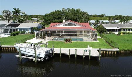 611 SW Pine Tree Lane