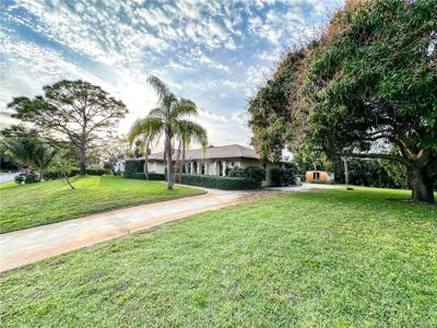 4589 SE Glenridge Trail