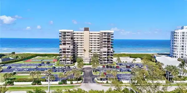 10044 S Ocean Drive