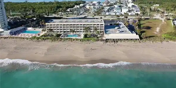 9800 S Ocean Drive