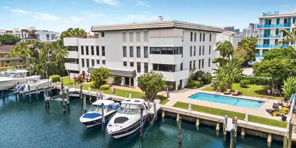 76 Isle Of Venice Drive