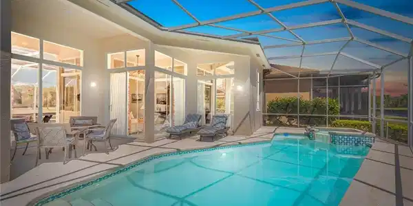 3189 SE Carrick Green Court